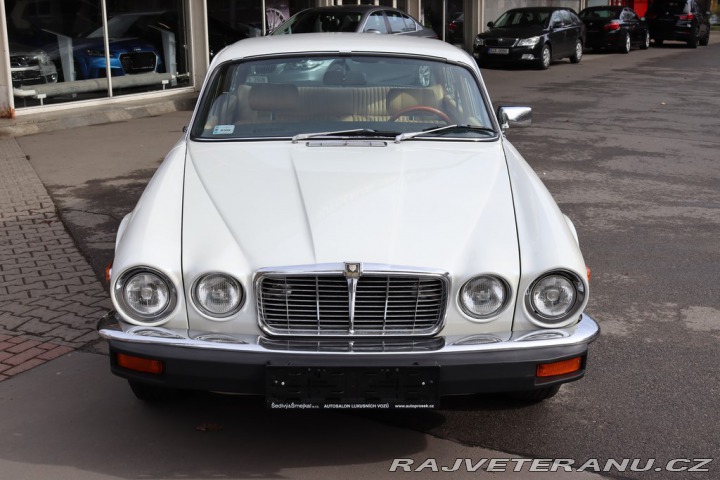 Jaguar XJ XJ6 XJ6L 4.2 V6 125kW 197 1974