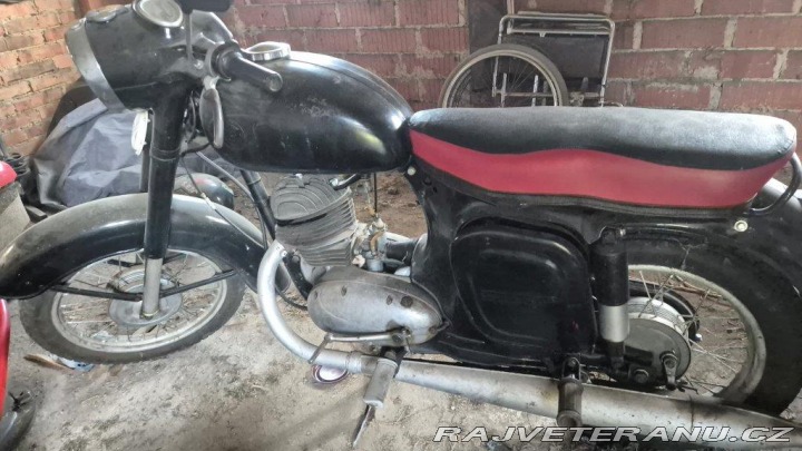 ČZ 175 405/05 De luxe 1964