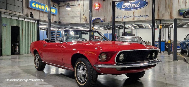 Ford Mustang Convertible