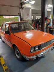 Škoda 105 105 GL