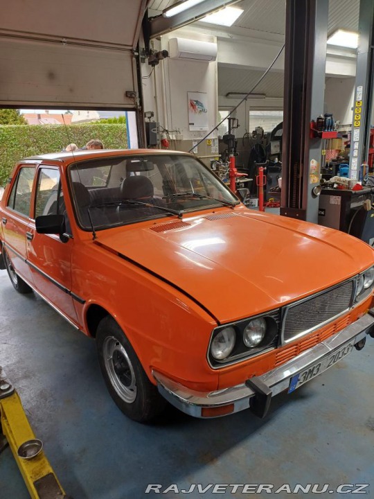 Škoda 105 105 GL 1981