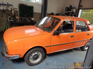 Škoda 105 105 GL 1981