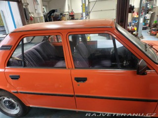 Škoda 105 105 GL 1981
