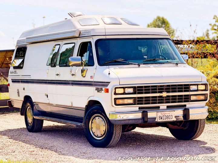 Chevrolet Ostatní modely G30 5.7 V8 | Roadtrek 210 1993