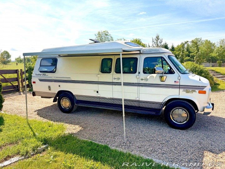 Chevrolet Ostatní modely G30 5.7 V8 | Roadtrek 210 1993