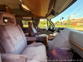 Chevrolet Ostatní modely G30 5.7 V8 | Roadtrek 210 1993