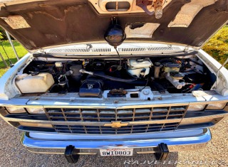Chevrolet Ostatní modely G30 5.7 V8 | Roadtrek 210 1993