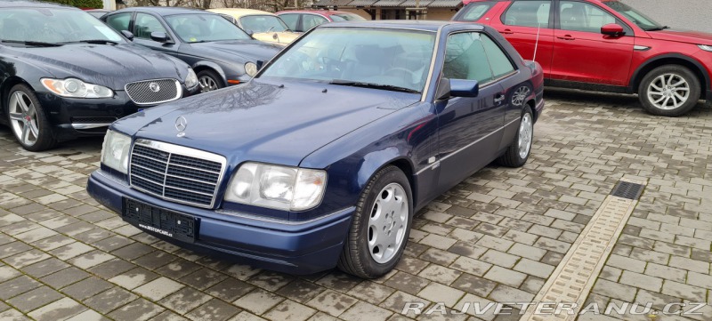 Mercedes-Benz 200 124 kupé
