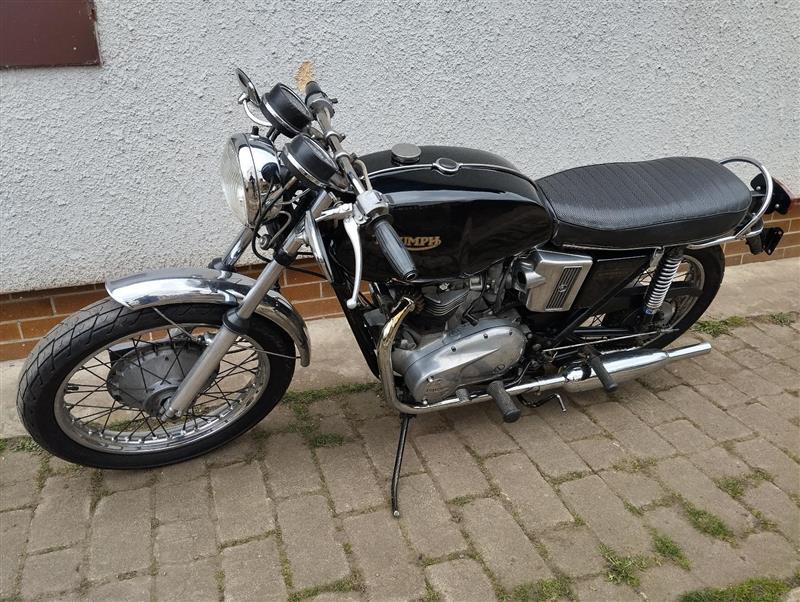 Triumph Bonneville T 120 R
