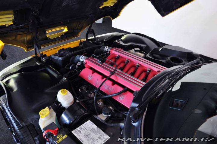 Dodge Viper GTS V10 2001
