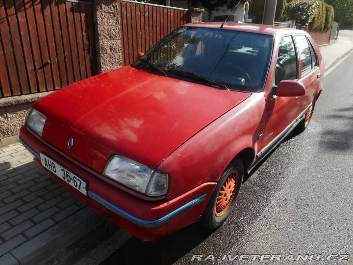 Renault 19 GTS - Dynamic 1991