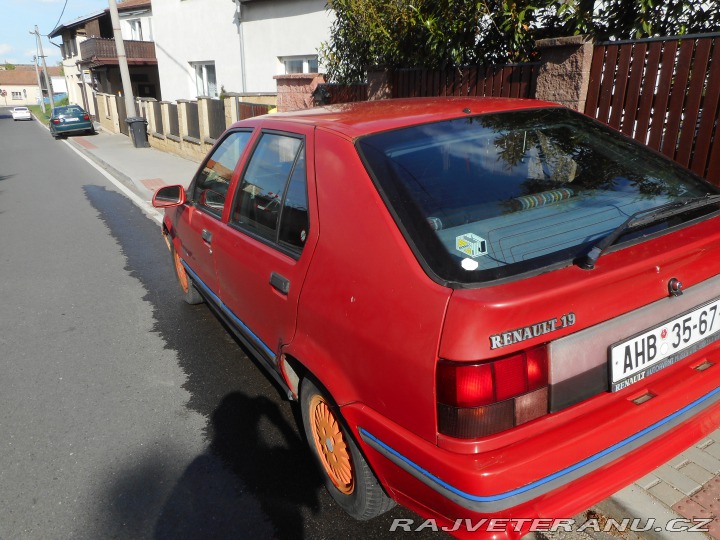 Renault 19 GTS - Dynamic 1991