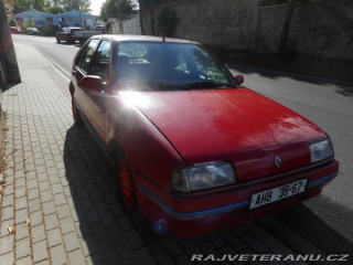 Renault 19 GTS - Dynamic 1991