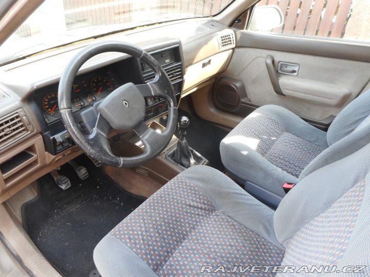 Renault 19 TXE 1990