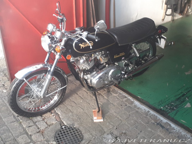 Norton Commando Interstate