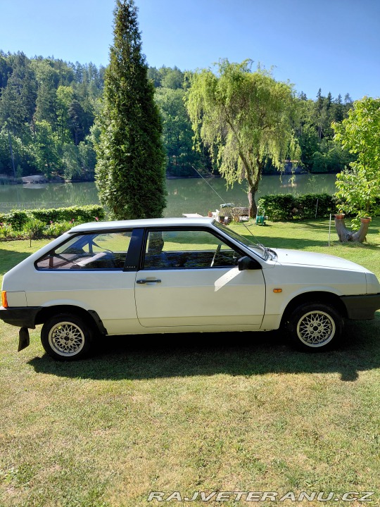 Lada Samara 2108 1990