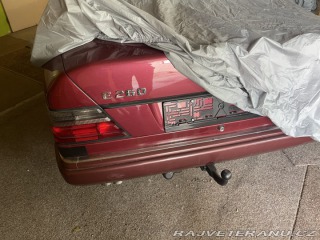 Mercedes-Benz E w127-E260-6v 1992
