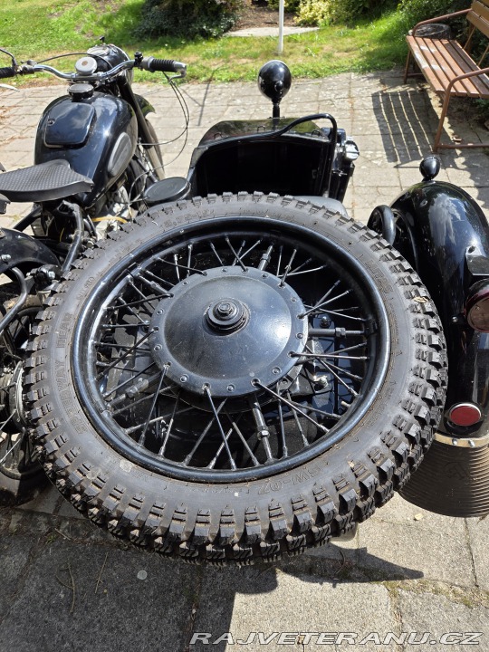 Dněpr K-750 Motocykl se sidecarem 1962