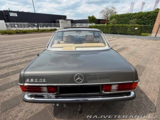 Mercedes-Benz 280 W123 1977