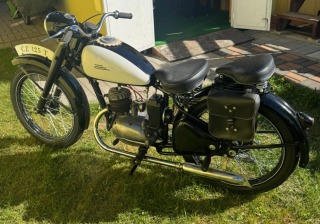 ČZ 125 125 T