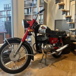 Jawa 350 Californian