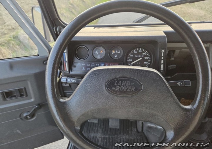 Land Rover Defender 1994