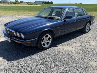 Jaguar XJ EXECUTIVE