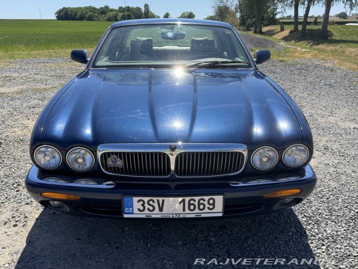 Jaguar XJ EXECUTIVE 2000