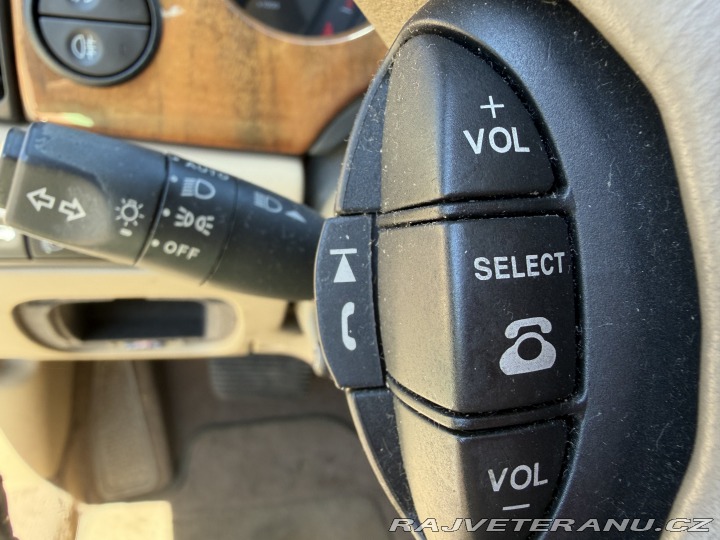 Jaguar XJ EXECUTIVE 2000