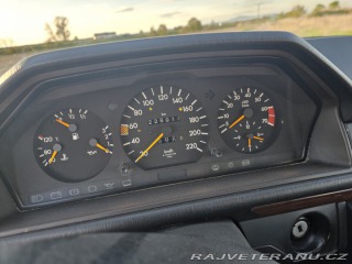 Mercedes-Benz 230 W124 coupe 1990