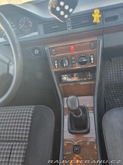 Mercedes-Benz 230 W124 coupe 1990