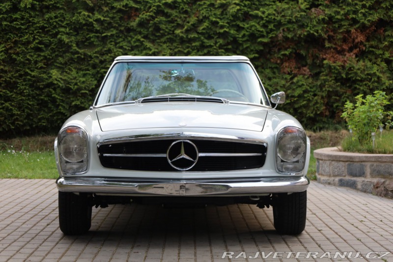Mercedes-Benz 230 230 SL Pagoda