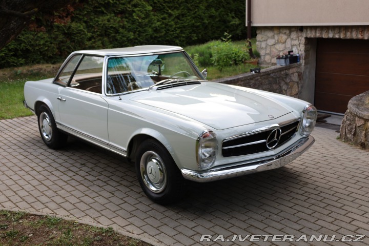 Mercedes-Benz 230 230 SL Pagoda 1964