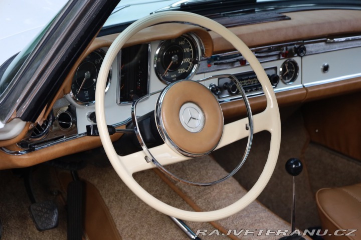 Mercedes-Benz 230 230 SL Pagoda 1964