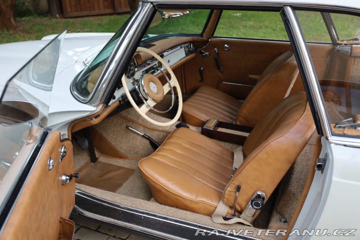 Mercedes-Benz 230 230 SL Pagoda 1964
