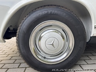 Mercedes-Benz 230 230 SL Pagoda 1964
