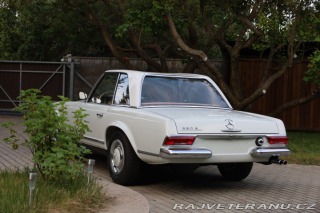 Mercedes-Benz 230 230 SL Pagoda 1964
