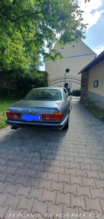 BMW 7 e32 750i
