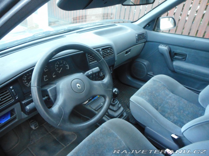 Renault 19 RN 1995