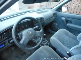 Renault 19 RN 1995