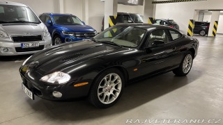 Jaguar XKR 