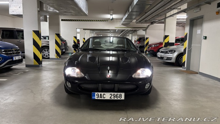 Jaguar XKR  2000