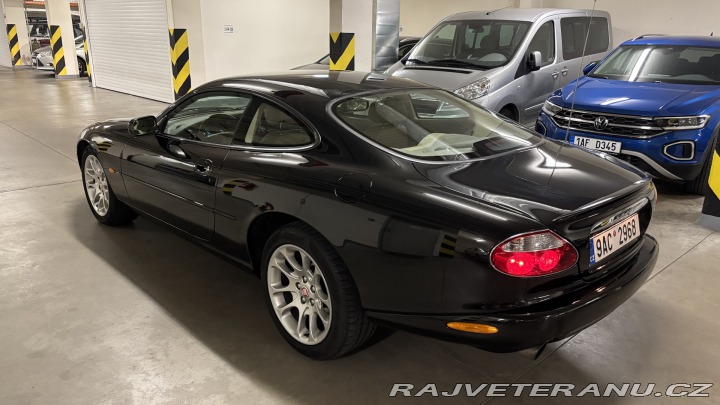 Jaguar XKR  2000