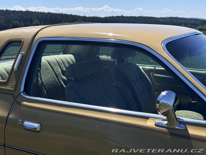 Chrysler Cordoba  1976