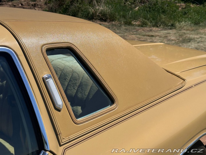 Chrysler Cordoba  1976