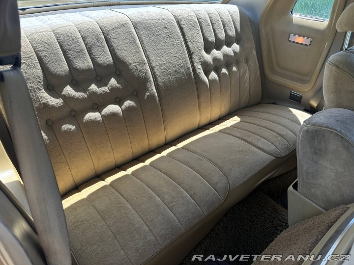 Chrysler Cordoba  1976