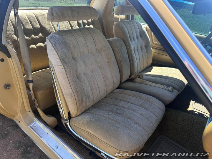 Chrysler Cordoba  1976
