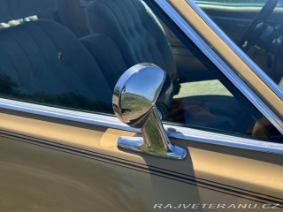 Chrysler Cordoba 1976