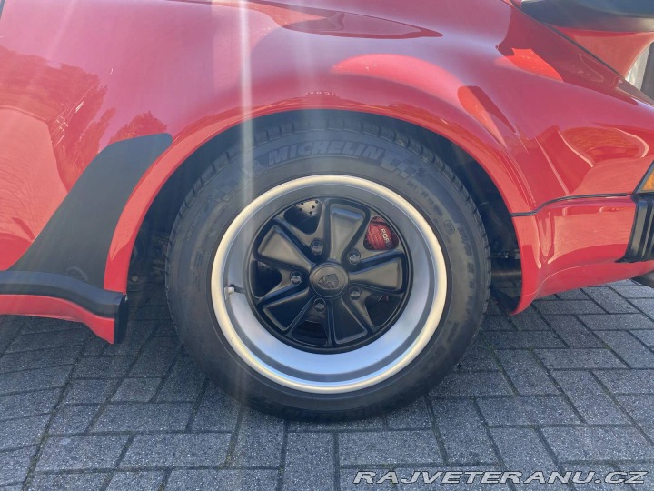 Porsche 911 Turbo 3.3 1984