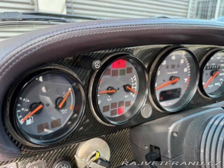 Porsche 911 Carrera 4 1993